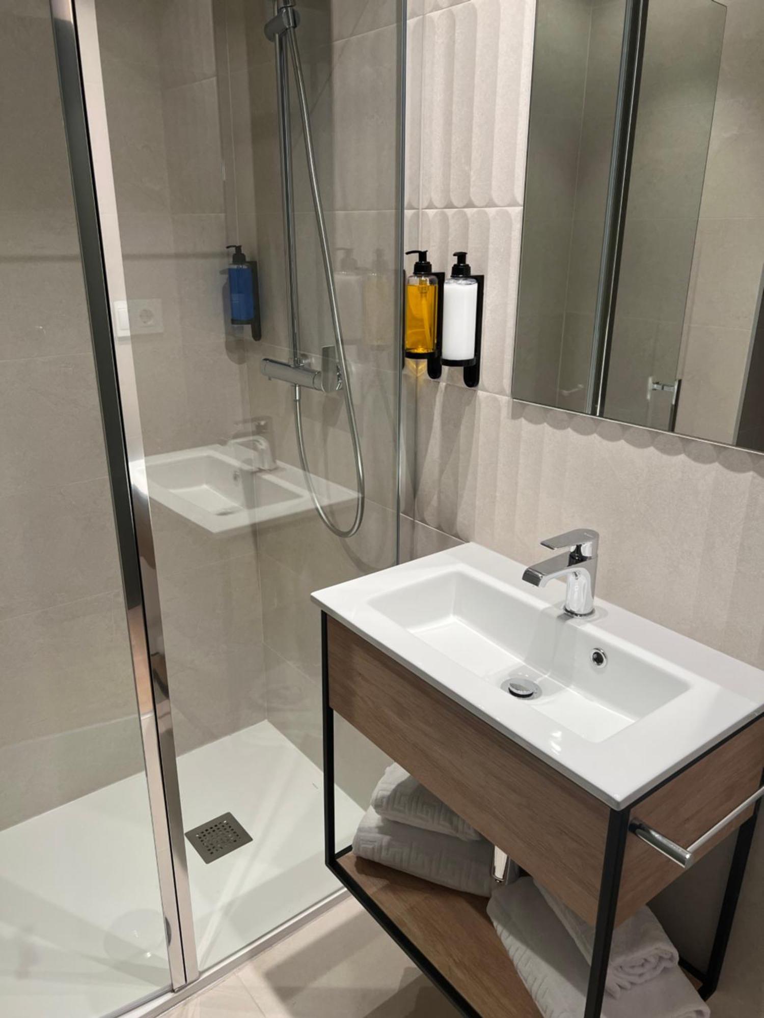 Hotel H4 Cangas 3 Superior Zewnętrze zdjęcie