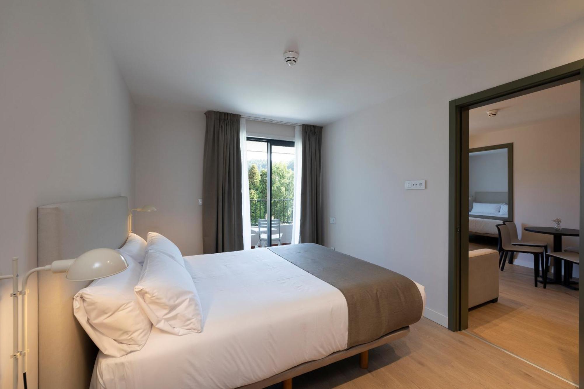 Hotel H4 Cangas 3 Superior Zewnętrze zdjęcie