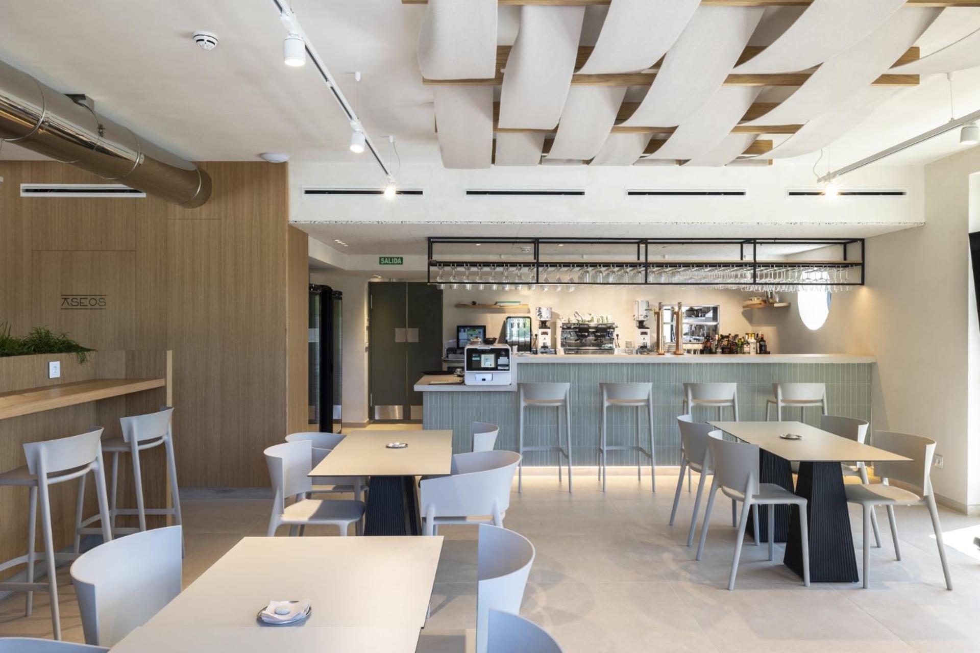 Hotel H4 Cangas 3 Superior Zewnętrze zdjęcie